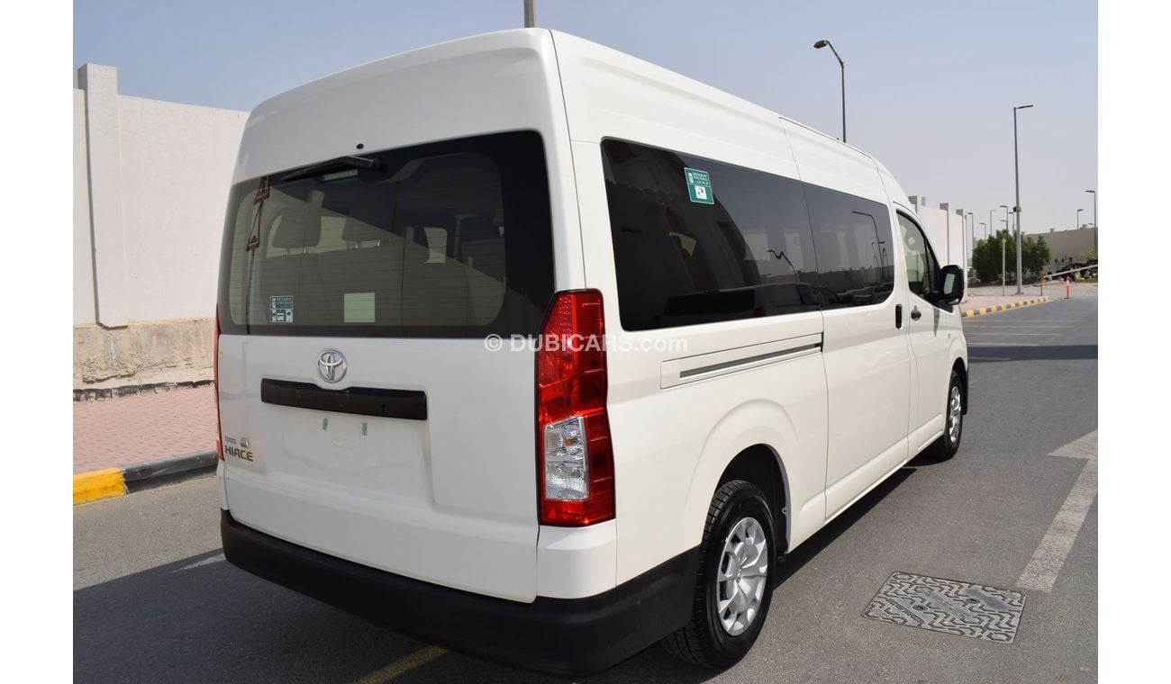 Toyota Hiace Commuter GL Toyota Hiace Highroof Bus 3.5 Ltr, Model:2020. Only done 43000 km