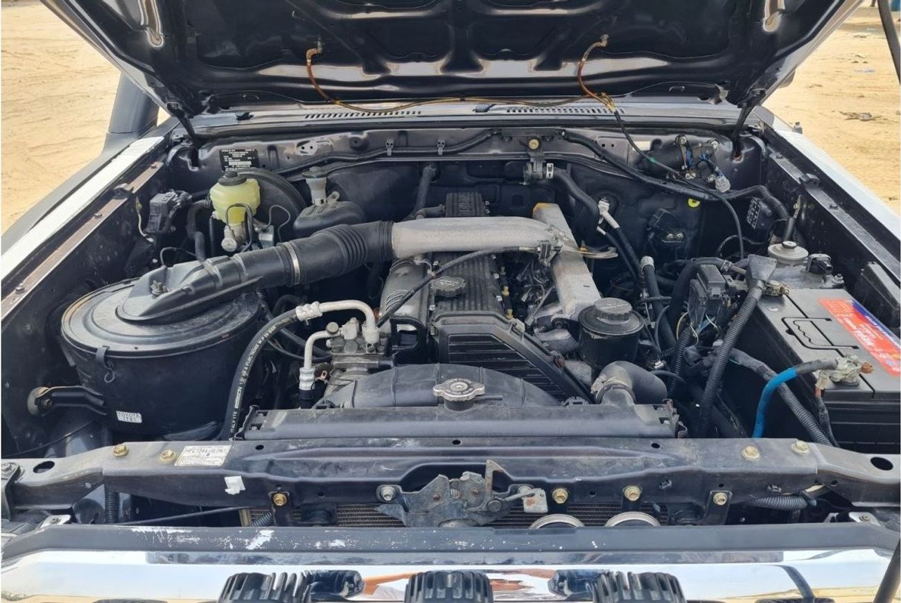 Toyota Land Cruiser 70 5 Door