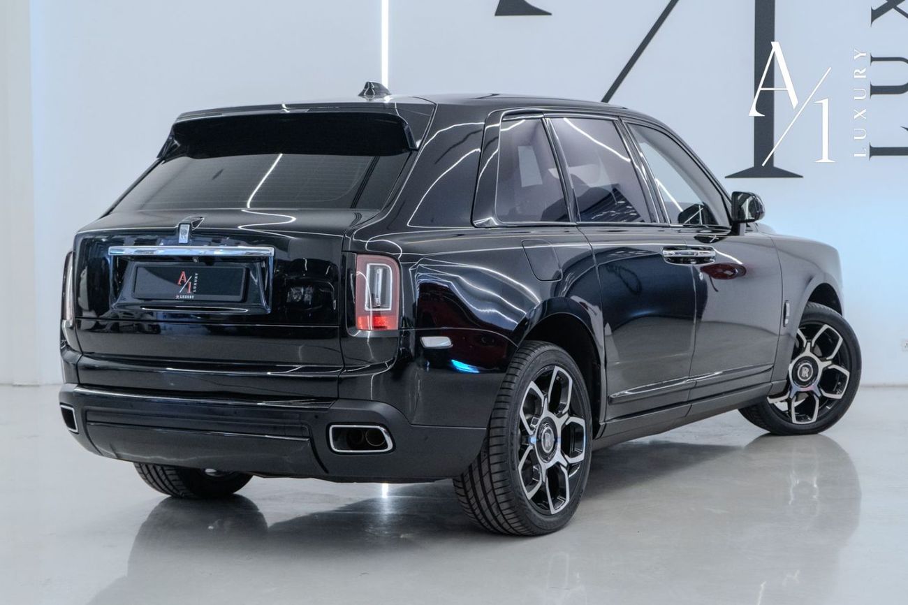 Rolls-Royce Cullinan 2019 Rolls Royce Cullinan, Warranty, Service History, Black Badge Kit, Full Options, GCC