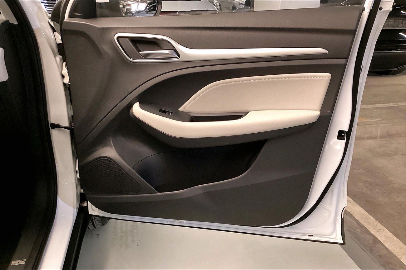 أم جي ZS Luxury | شامل الضمان | 0 ﺪﻔﻋﺓ ﺃﻮﻟﻯ