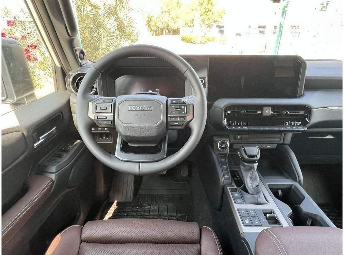 تويوتا برادو i-FORCE MAX 2.4L TURBO L4 HYBRID PREMIUM 2024 Model