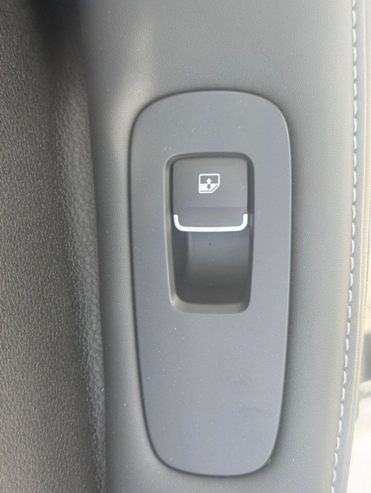 Hyundai Sonata Hyundai sonata / Chinese / 2025 / 0km