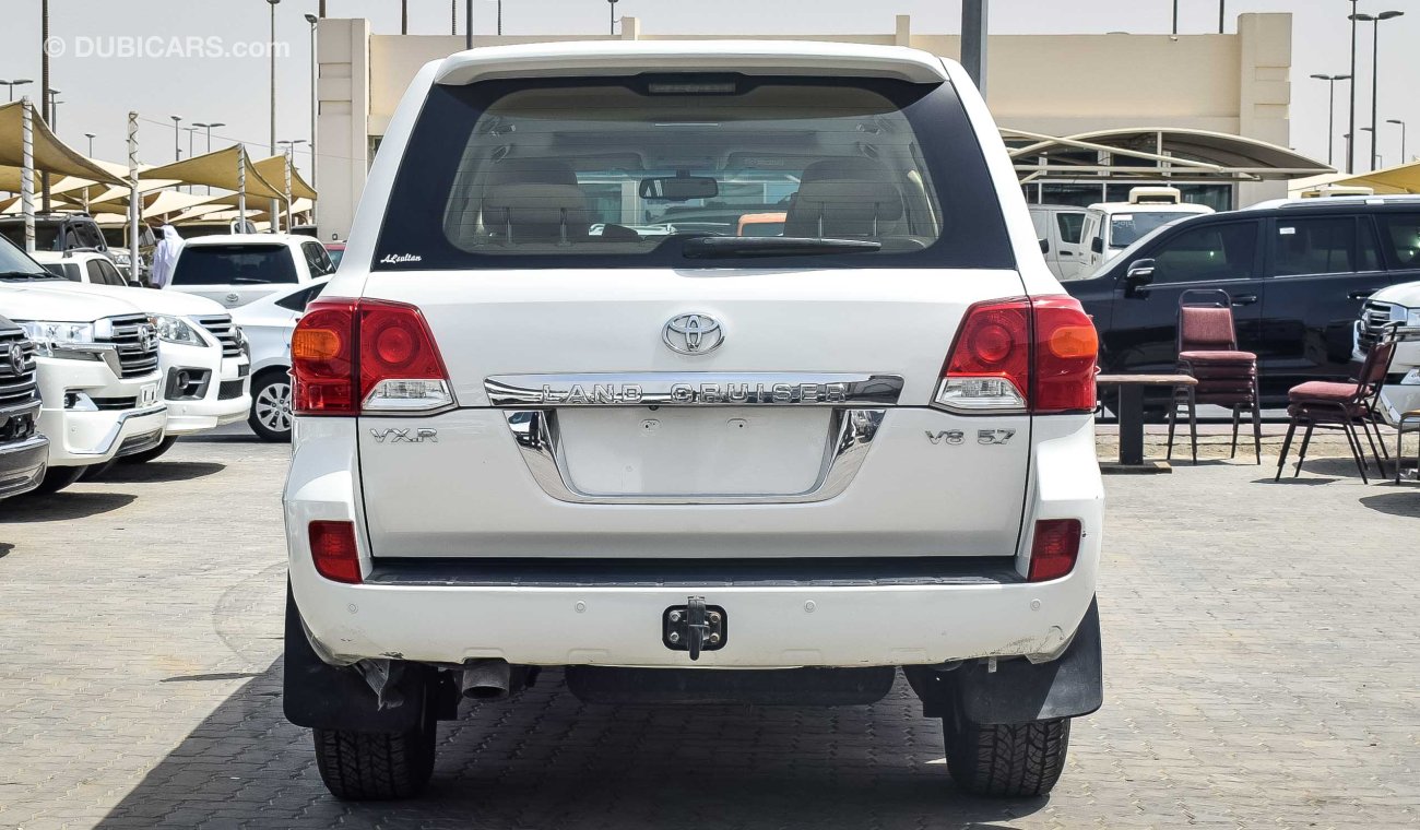 Toyota Land Cruiser VX.R V8 5.7