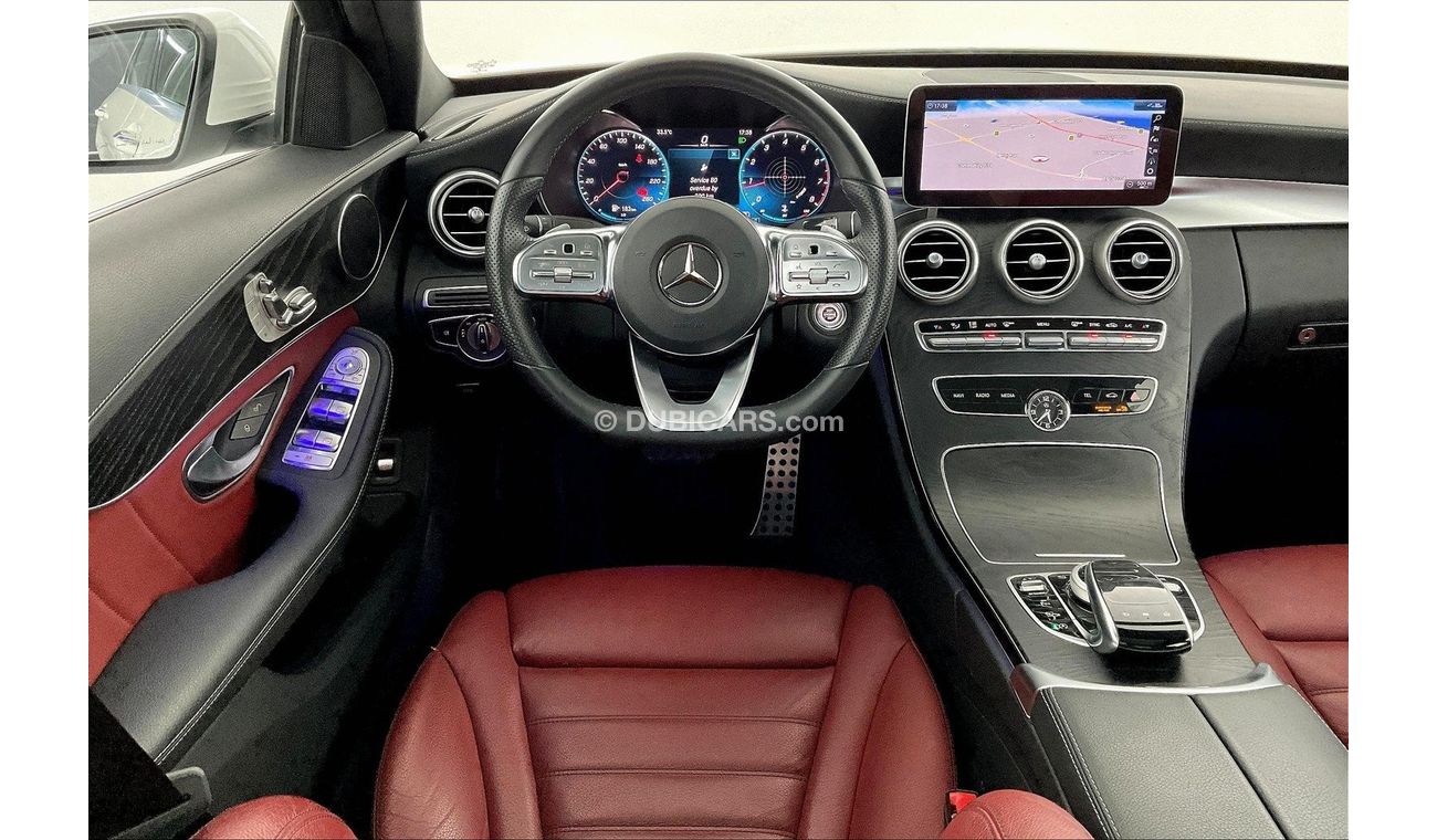 Mercedes-Benz C 200 Premium (AMG Line)