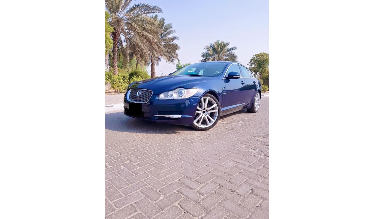 Jaguar XF // GCC SPECIFICATION // 2125 X 12 0% DOWN PAYMENT // FULL OPTION