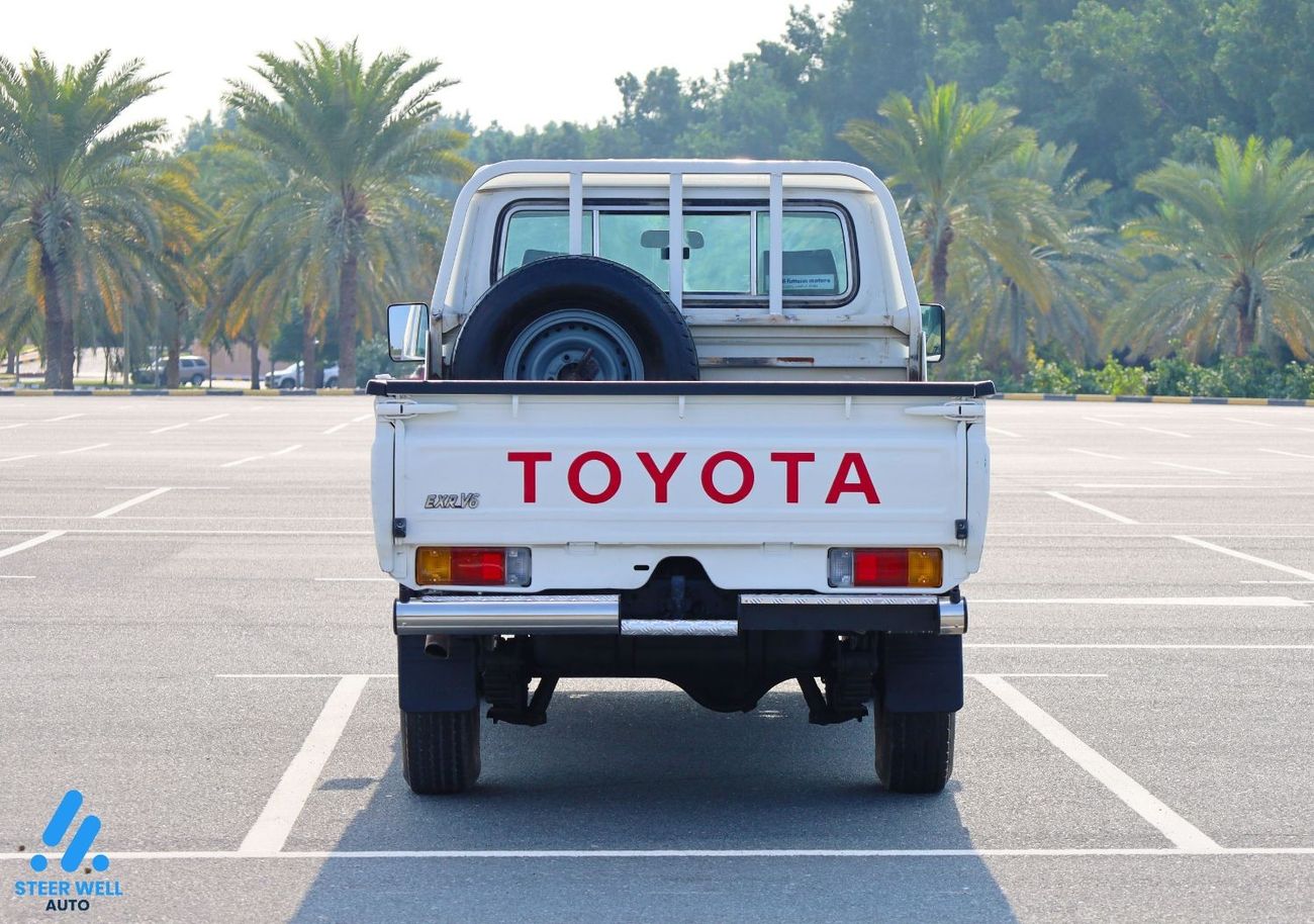 Toyota Land Cruiser Pick Up 79 EXR 2015 Single Cab Pick Up 4.0L - Petrol M/T - GCC Specs - Ready to Drive - Book Now