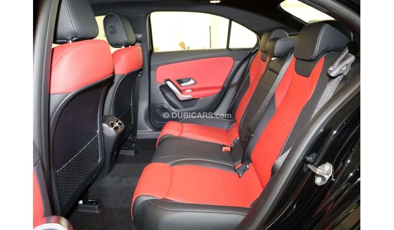 Mercedes-Benz A 35 AMG | TURBO 4MATIC | UNDER WARRANTY | GCC SPECS