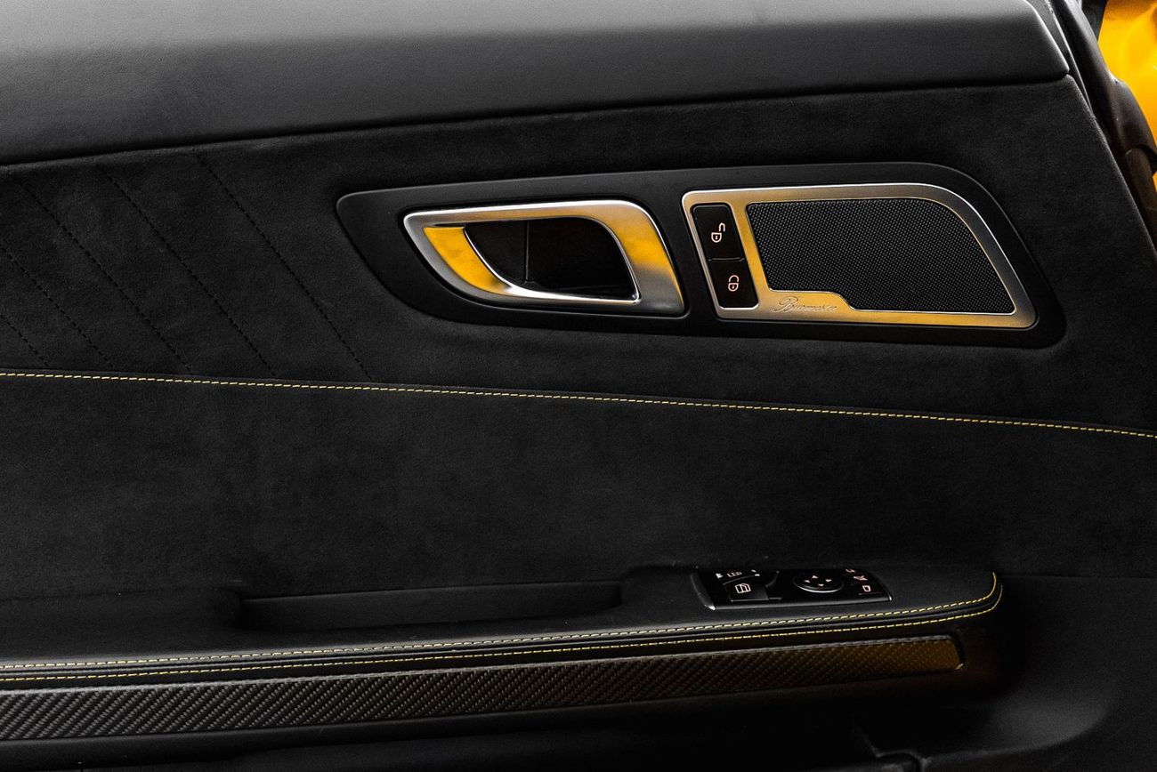 مرسيدس بنز AMG GTR 