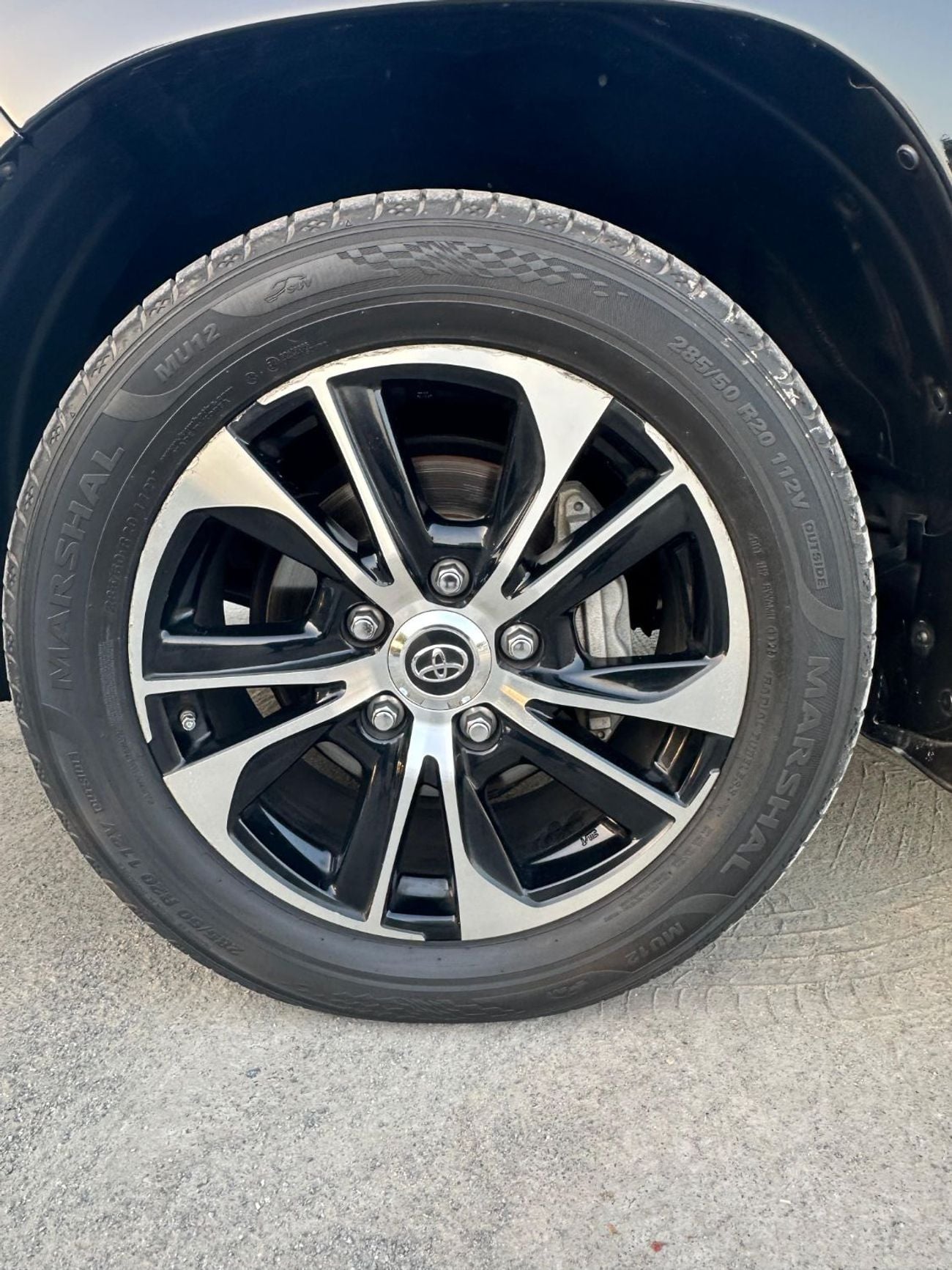 تويوتا لاند كروزر VXR GRAND TOURING V8 5.7L / GCC / VERY GOOD CONDITION / NO ACCIDENT