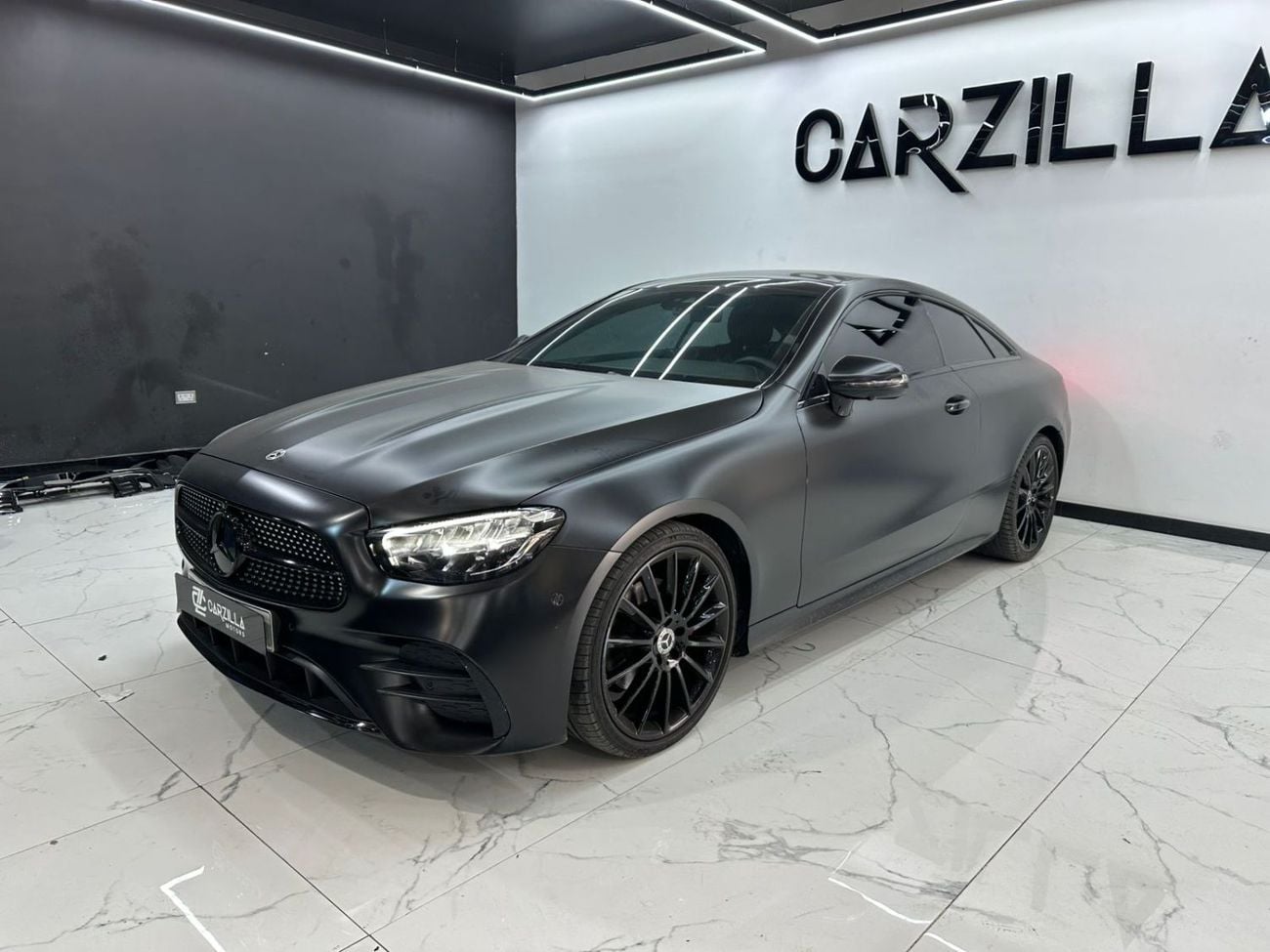 Mercedes Benz E 200 Coupe Mercedes-Benz E200 2022 – Black Exterior with Premium Red & Black Leather Interio