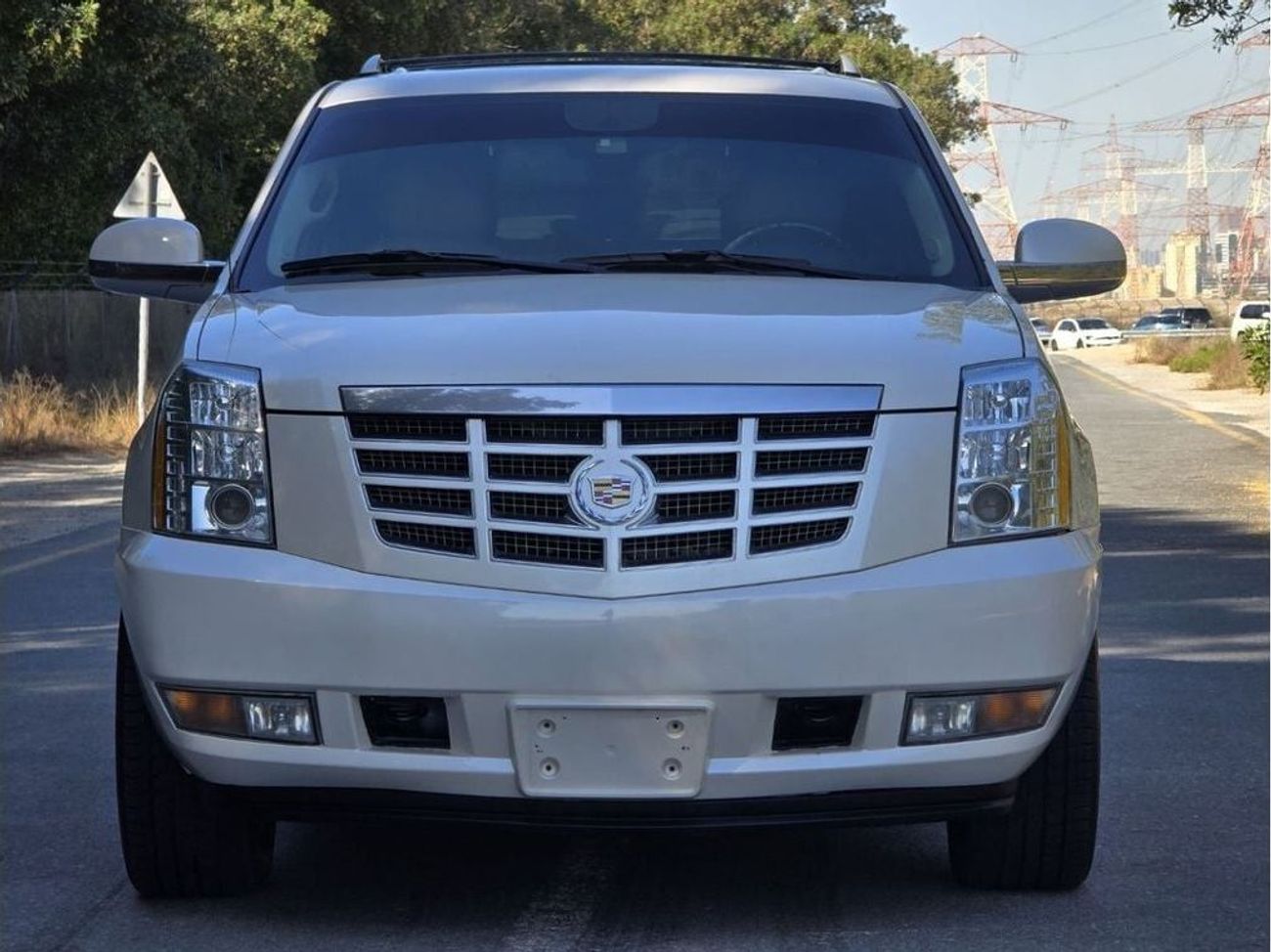 Cadillac Escalade EXT 6.2L SUV CADILLAC ESCALADE 2013 GCC PICK UP GOOD CONDITION INSIDE OUT SIDE