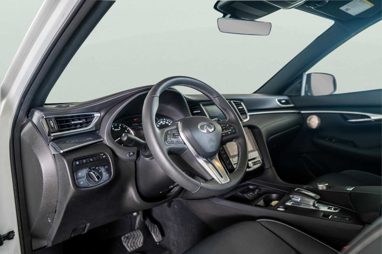 إنفينيتي QX50 SPORT 2.0