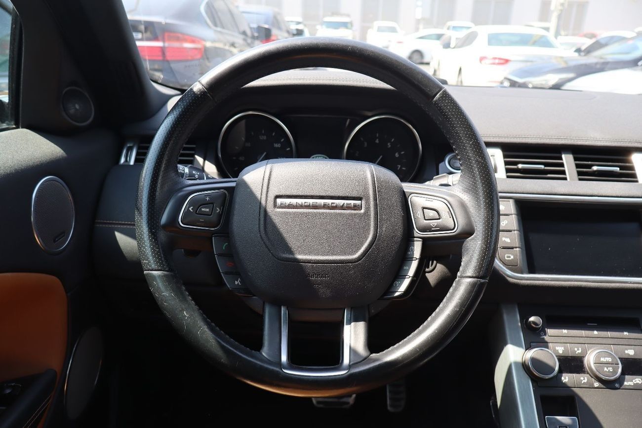 Land Rover Range Rover Evoque Dynamic Plus 2.0L (5 Door)