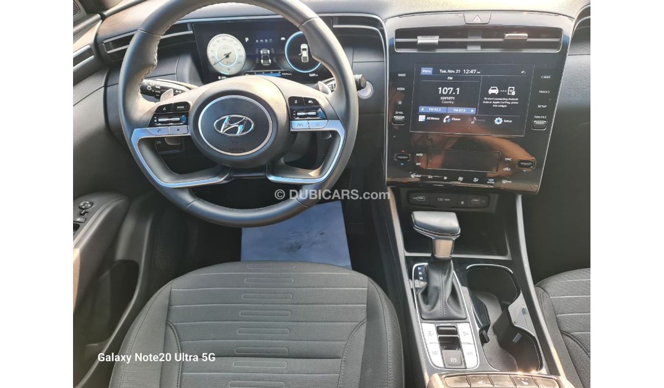 Hyundai Santa Cruz Car is very good and clean 4WD 2.5 turbo