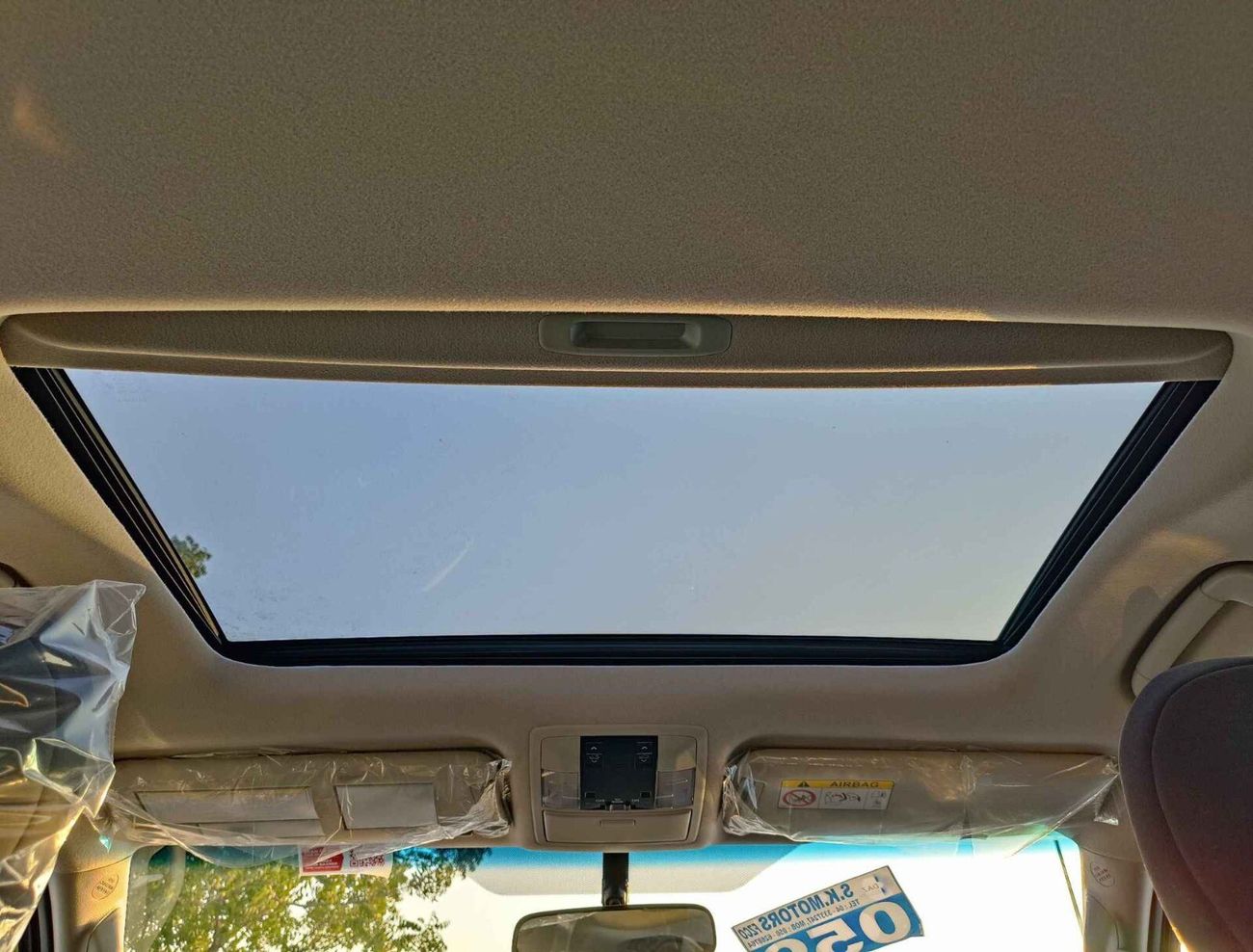 تويوتا برادو TXL / 2.7L Petrol / Push Start / Digital AC / Sunroof (CODE # P27TXLDV5)