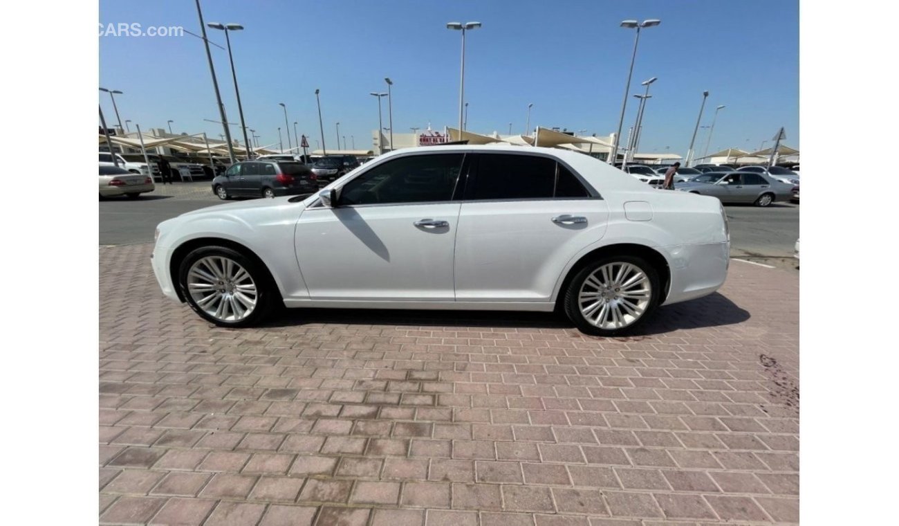 Chrysler 300C Limited Limited Chrysler c300 2012 model gcc 8 cylinder