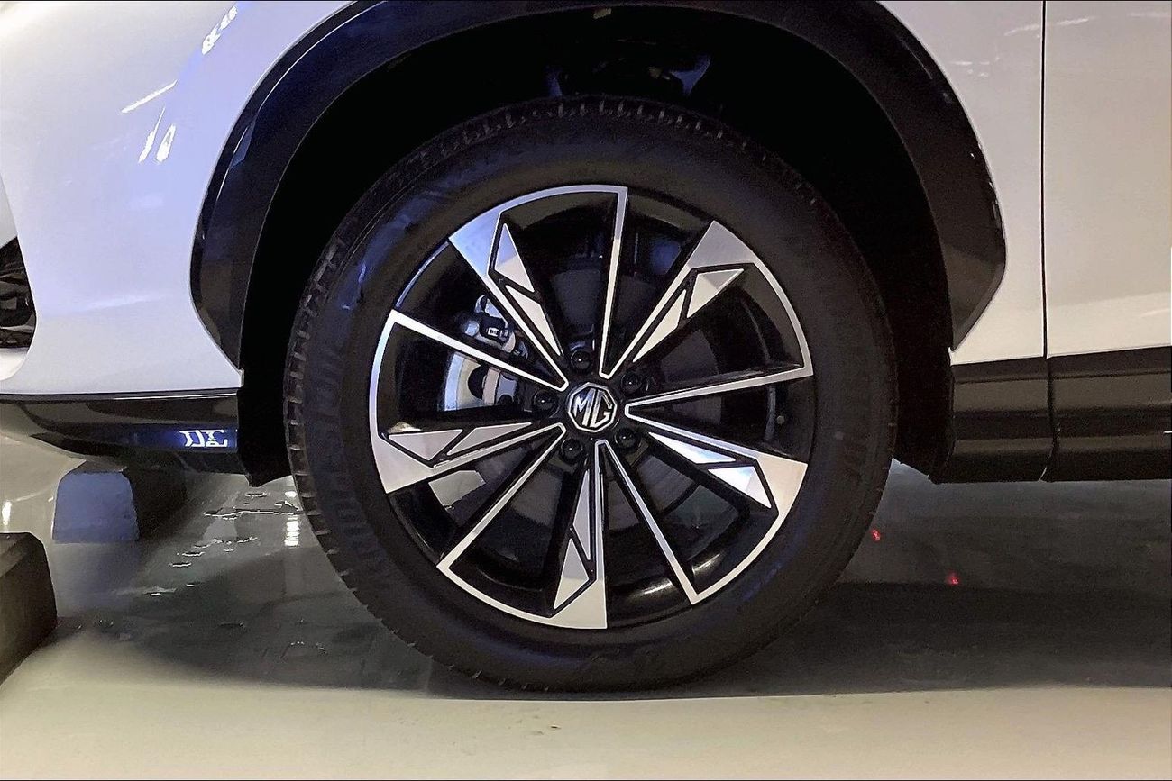 أم جي HS Deluxe | Start 2026 with the ideal drive | شامل الضمان | 0 ﺪﻔﻋﺓ ﺃﻮﻟﻯ