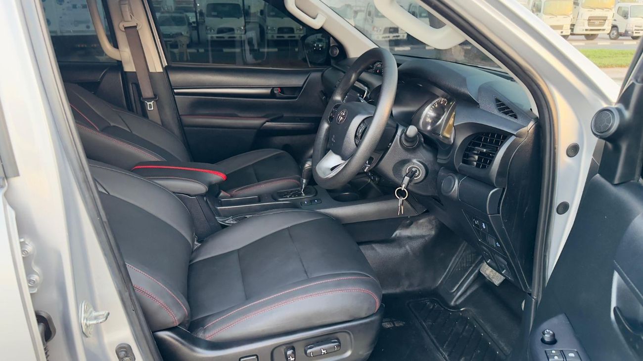 تويوتا هيلوكس GR SPORTS KIT INSTALLED | 2.8L DIESEL ENGINE | RHD | DOUBLE CABIN