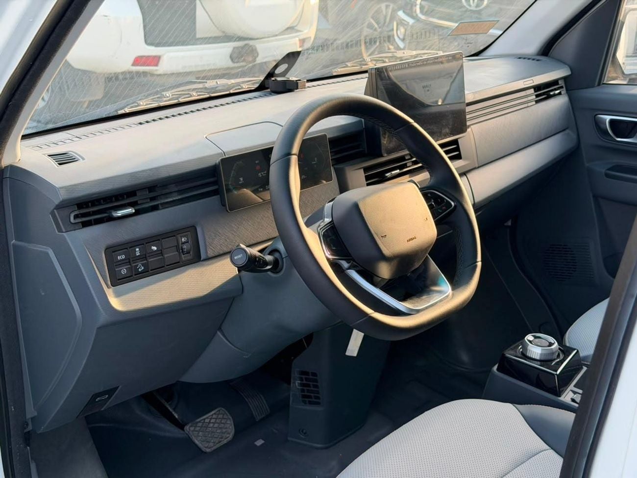 Geely Farizon V6E Electric Commercial Van AT Export Price @ 63,000 AED