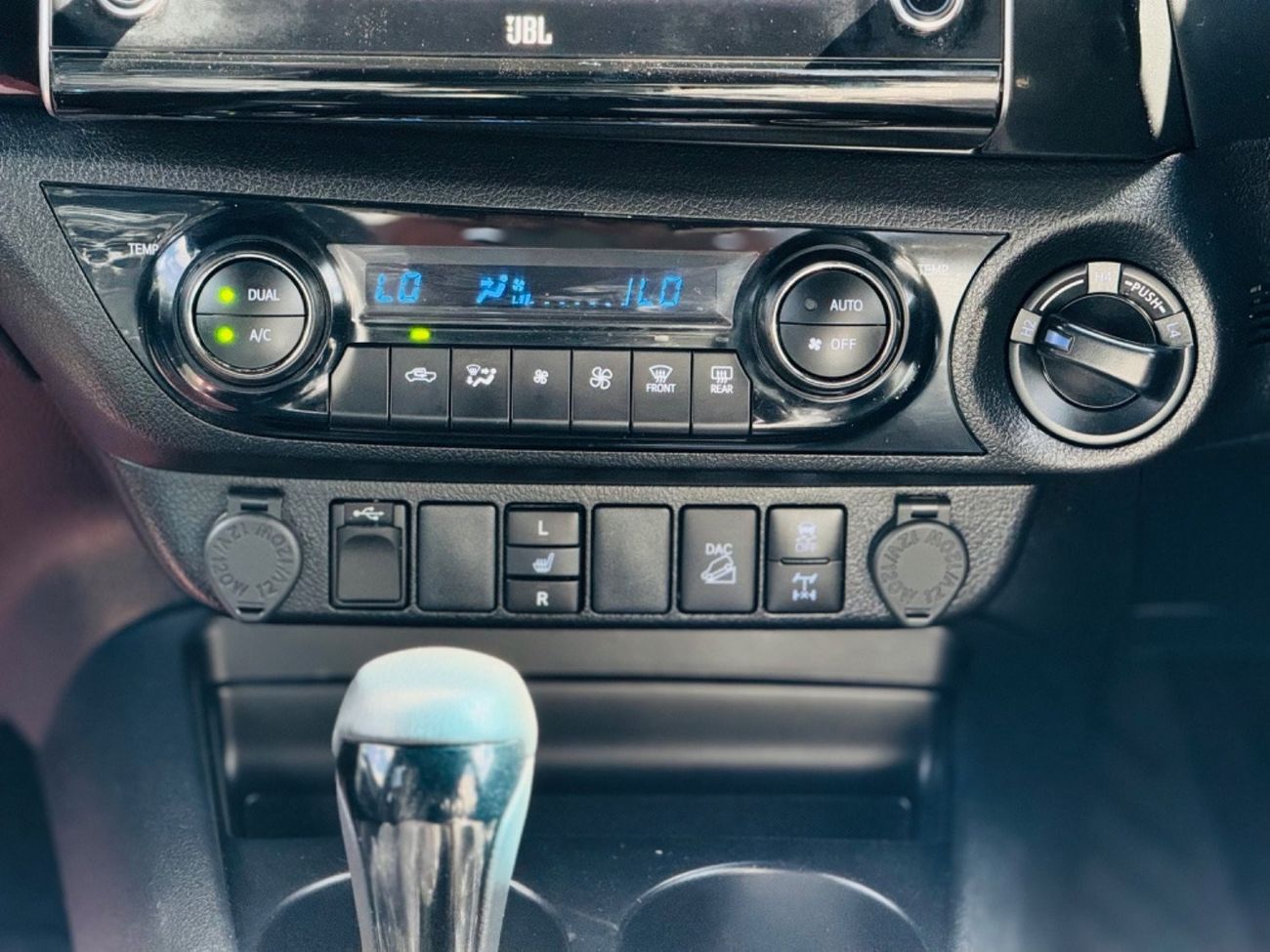 Toyota Hilux Toyota hilux Rogue top of the range RHD