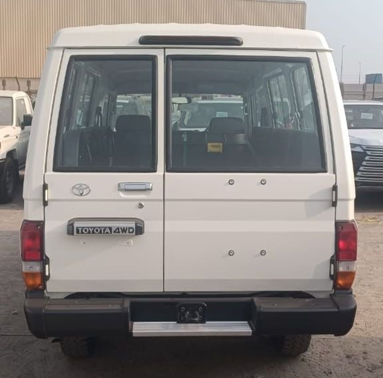 Toyota Land Cruiser 70 (RHD) Toyota LC 78 3 Door 4.2L 2025 Manual Diesel (Only Export)