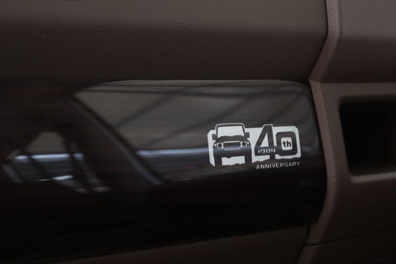Toyota Land Cruiser 70 2025 LAND CRUISER GRJ76 4.0 V6 AT 40TH ANNIVERSARY  **EXPORT ONLY**التصدير فقط خارج الخليج**