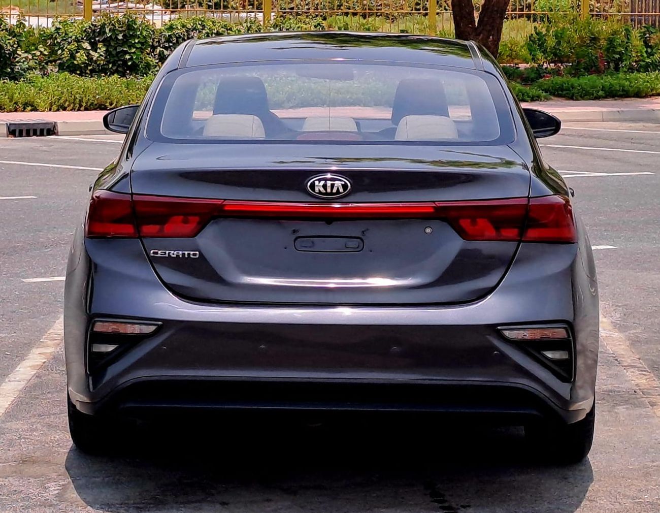 كيا سيراتو LX 1.6L Sedan
