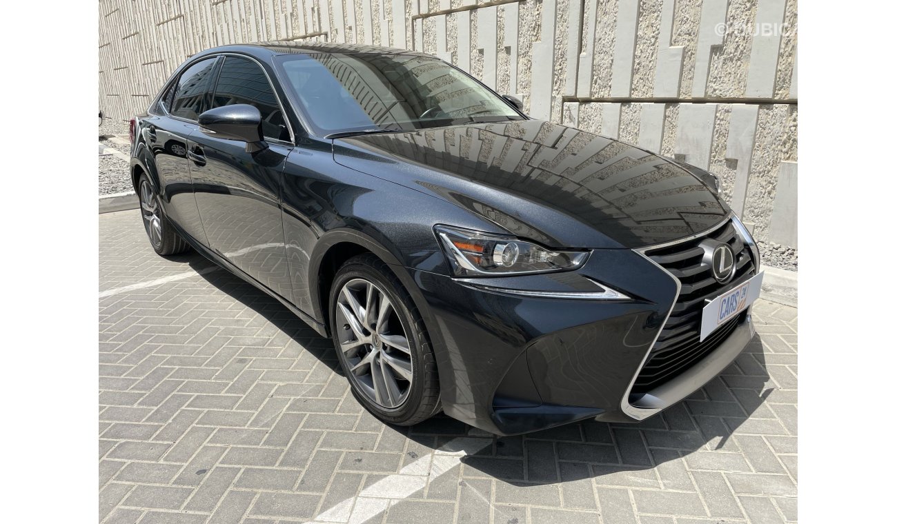 Lexus IS300 2.5L | PREMIER|  GCC | EXCELLENT CONDITION | FREE 2 YEAR WARRANTY | FREE REGISTRATION | 1 YEAR FREE