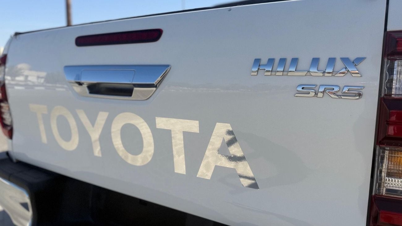 تويوتا هيلوكس SR5 Export from Australia