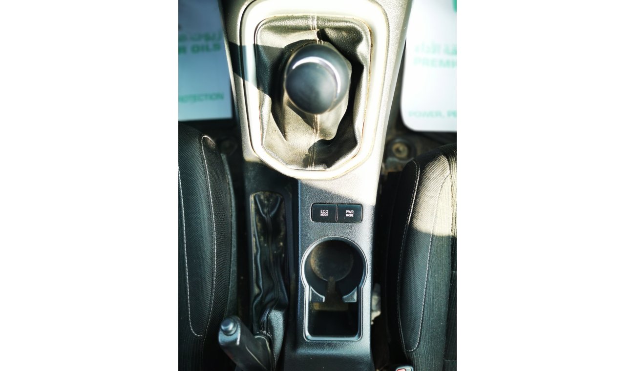 تويوتا هيلوكس 2.7L, 17' Tyre, Xenon HeadLights, Power Steering With Telephone/Media Controls, LOT-5623