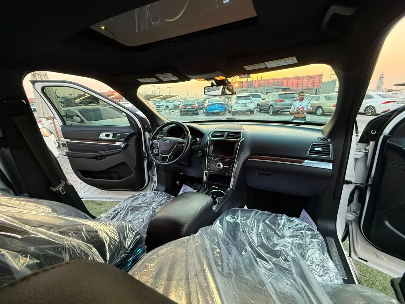 فورد إكسبلورر راما 7 مقاعد ج4x4فول بانو