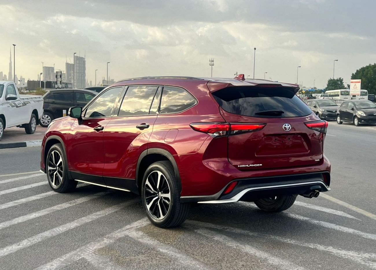 تويوتا هايلاندر 2021 Toyota Highlander XSE AWD Full Option - 3.5L V6 - Rear Camera & Sensor - Sunroof - Leather Seat