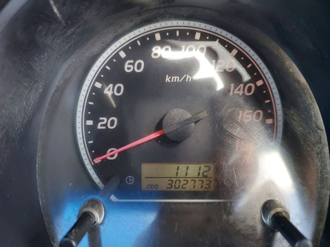 تويوتا هاياس TOYOTA HIACE COMMUTER VAN RHD 2006 MODEL 2.5 L DIESEL MANUAL(PM15390)