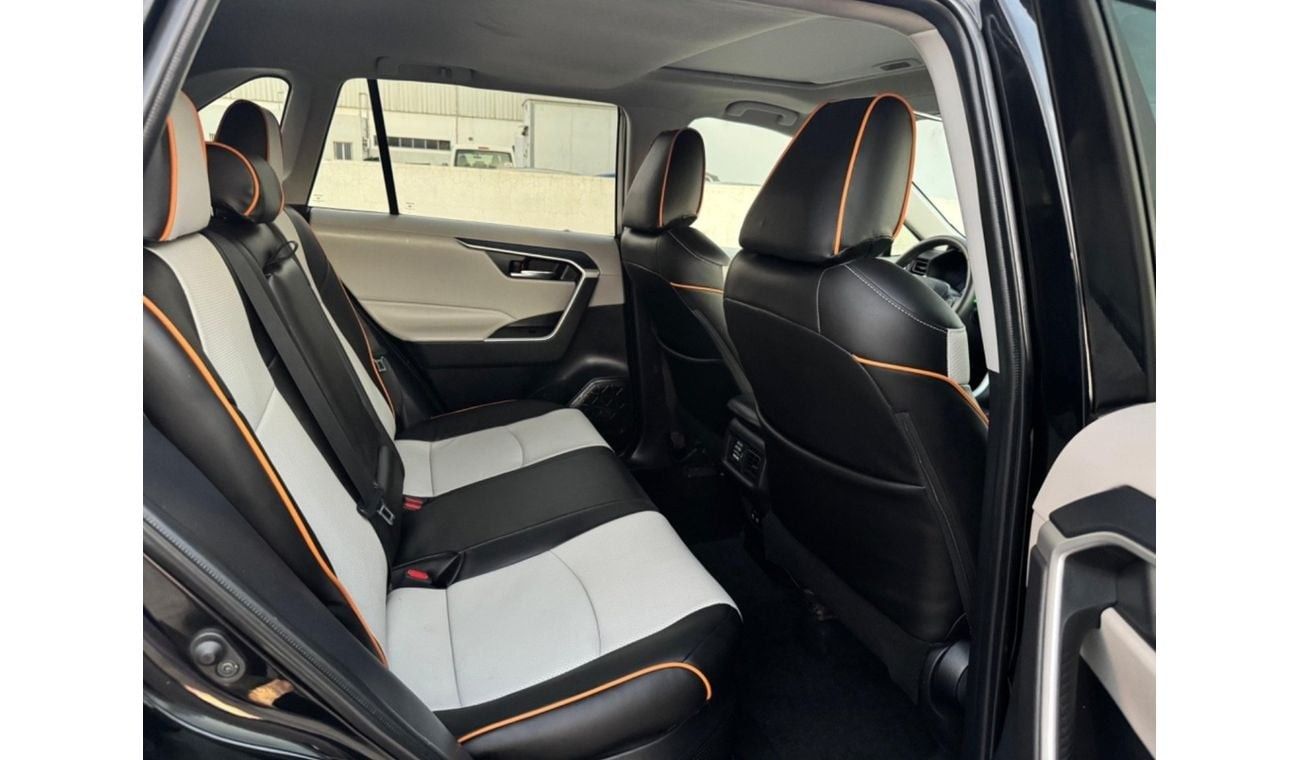 تويوتا راف ٤ 2020 HYBRID KEYLESS FULL OPTION 4WD CANADA SPEC