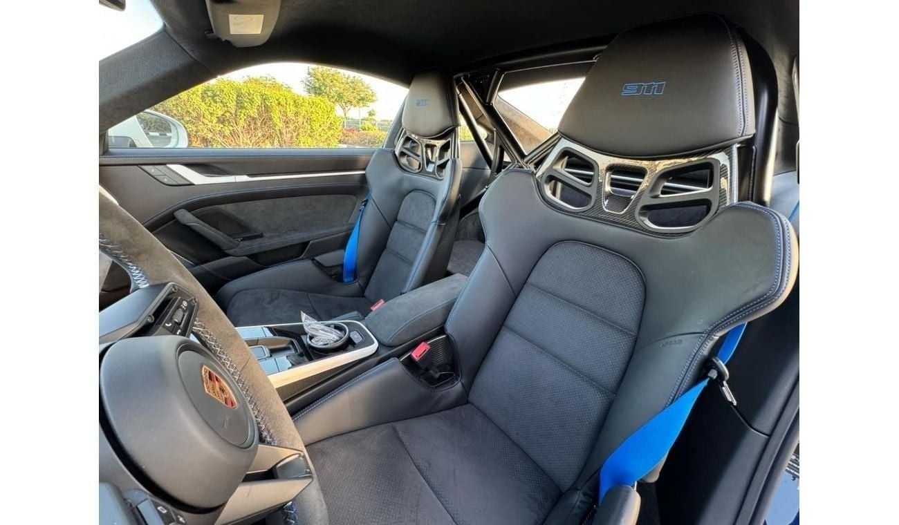 Porsche 911 Dakar 3.0L (475 HP) Coupe BRAND NEW GERMAN SPEC UNDER WARRANTY