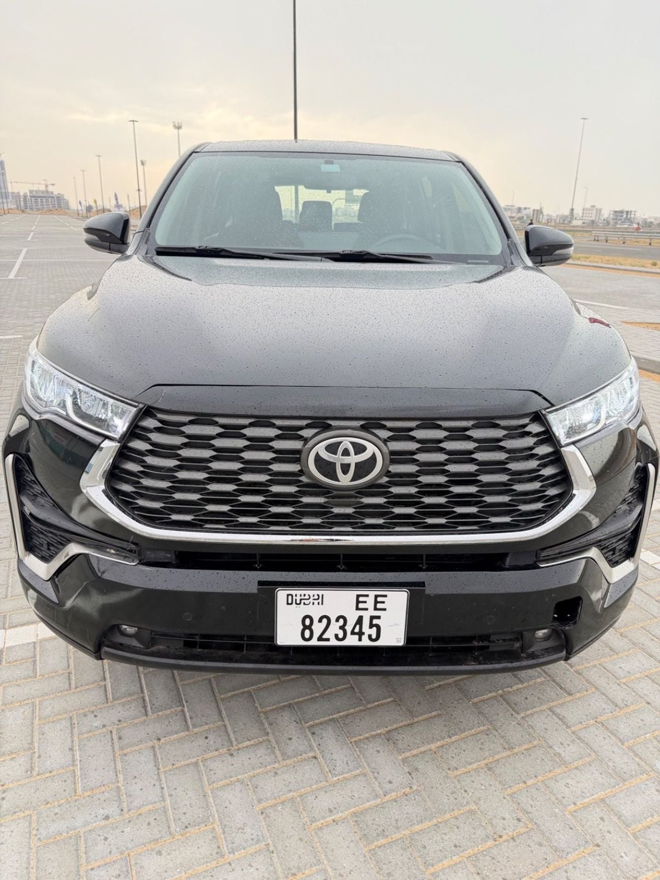 تويوتا إينوفا 2.0L HyCross 7S Hybrid