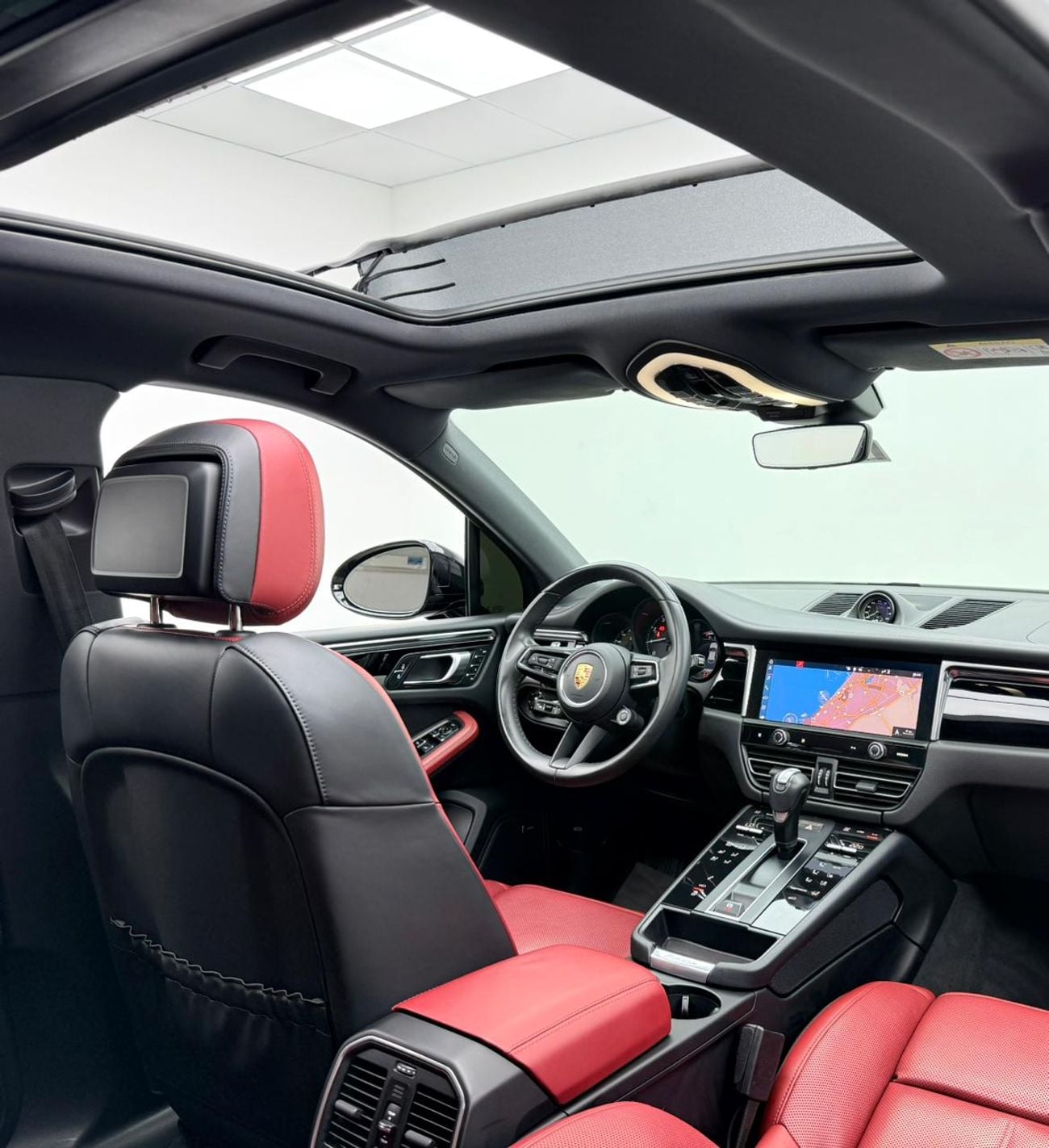 Porsche Macan STD 2023 Porsche Macan, Porsche Warranty+Full Service History, GCC