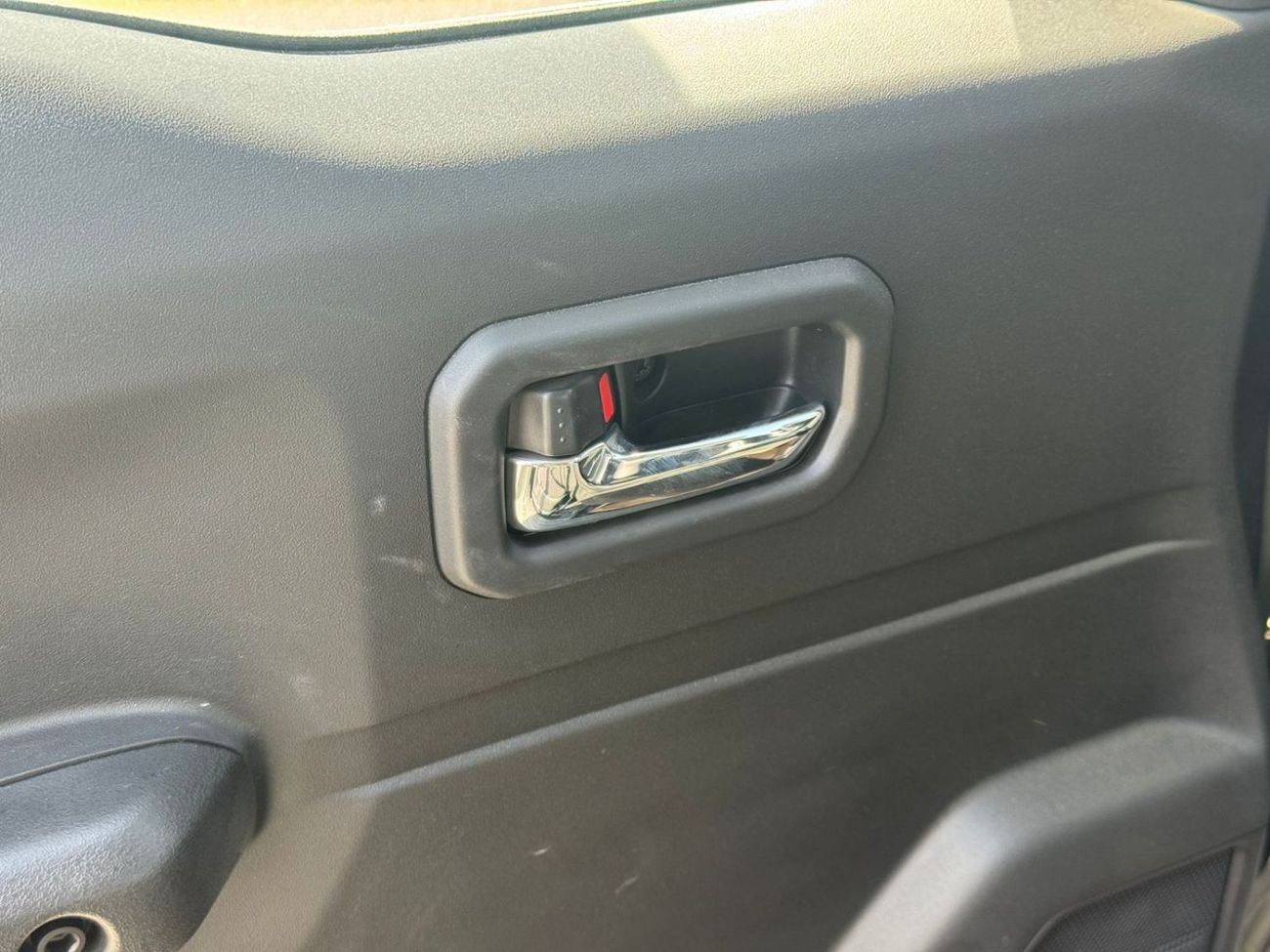 سوزوكي جيمني GLX 1.5L (3-Doors)