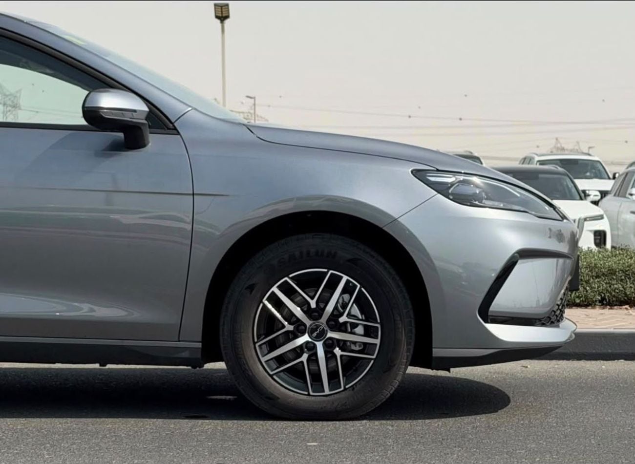 بي واي دي سيل 05 Full option with sunroof battery range 210km