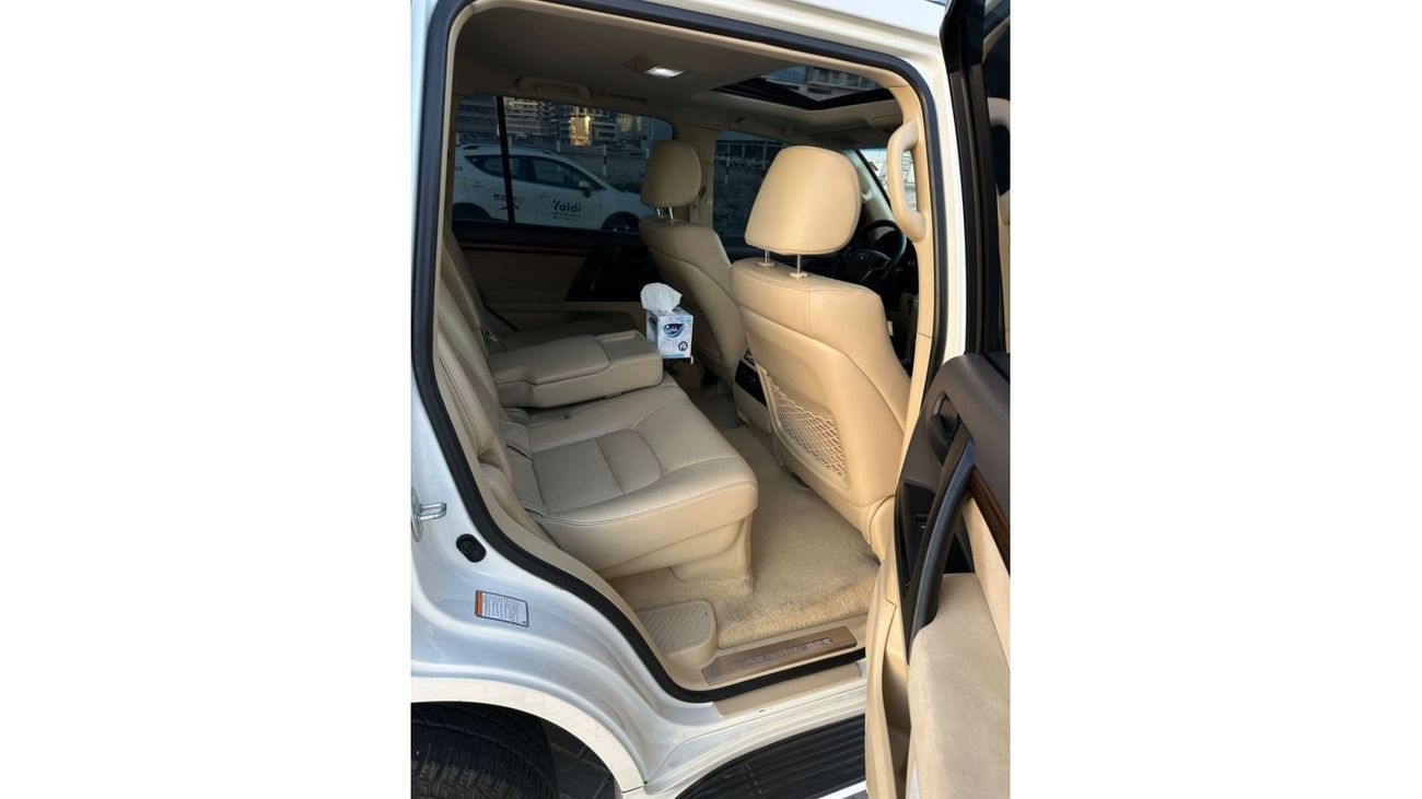 تويوتا لاند كروزر GXR