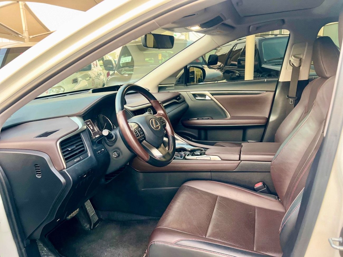 لكزس RX 350 Premier 3.5L (296 HP)