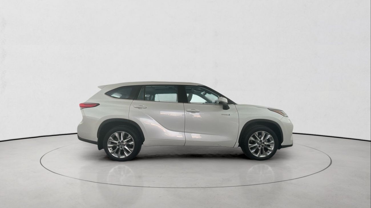 تويوتا هايلاندر VXR | شامل الضمان | 0 ﺪﻔﻋﺓ ﺃﻮﻟﻯ