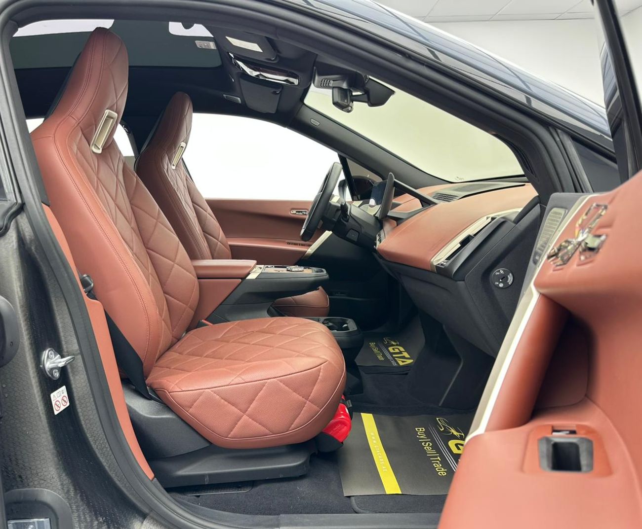 BMW iX 2023 BMW iX xDrive40i, BMW Warranty + Service Contract, BMW Full Service History, GCC