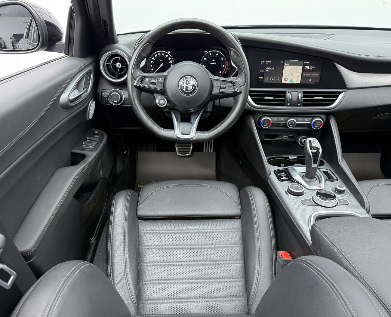 ألفا روميو جوليا 2024 Alfa Romeo Giulia Veloce Q2 MCA, 2028 Agency Warranty+Service Contract, Agency FSH, GCC