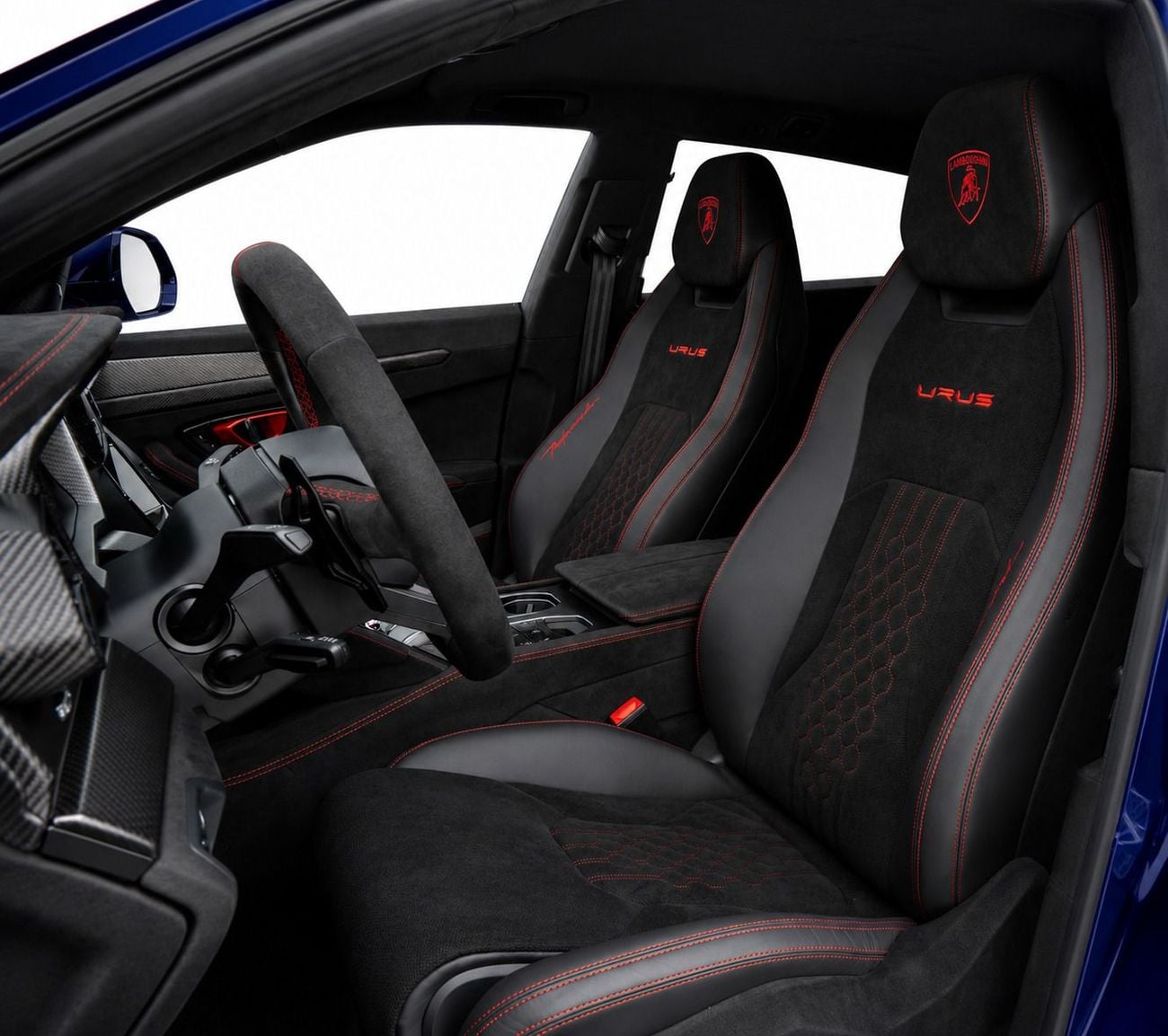 Lamborghini Urus 2023 URUS PERFORMANTE | FULL OPTIONS ,FULL CARBON PACKAKGE INSIDE / OUTSIDE , AKRAPOVICH EXHAUST SYS