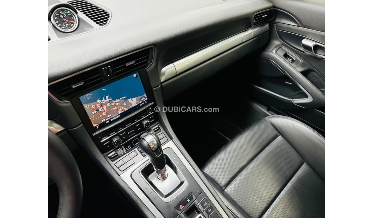 Porsche 911 Carrera GCC .. FSH .. Perfect Condition .. 911 .