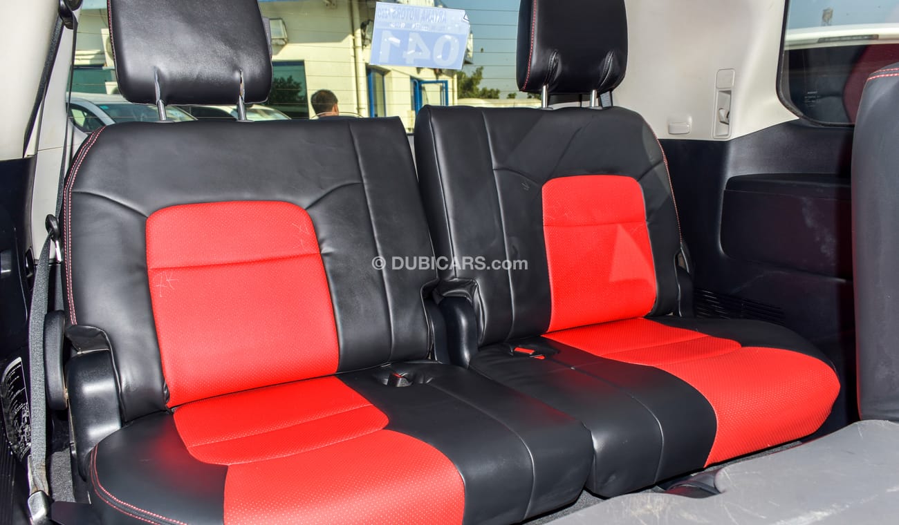 تويوتا لاند كروزر With 2019 body kit