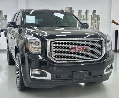 جي أم سي يوكون Denali 6.2L (9 Seater)