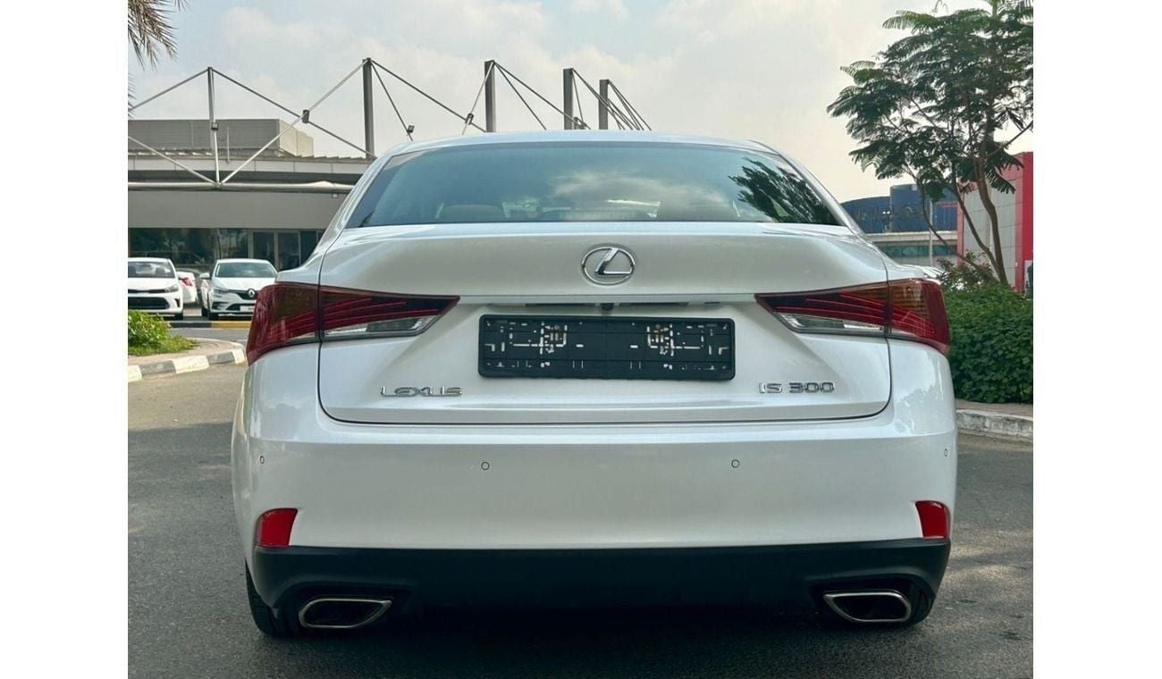 Lexus IS300 Excellence 2.0L LEXUS IS300 2019 GCC AL FUTTAIM LOW MILEAGE SINGLE OWNER IN MINT CONDITION