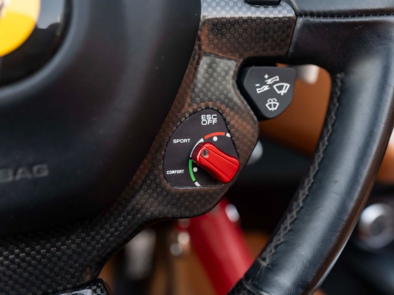 فيراري كاليفورنيا T Std 3.9L (552 HP)